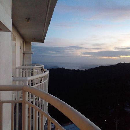 Condo With Free Swimming Pool & Viewing Deck Tagaytay City Rom bilde