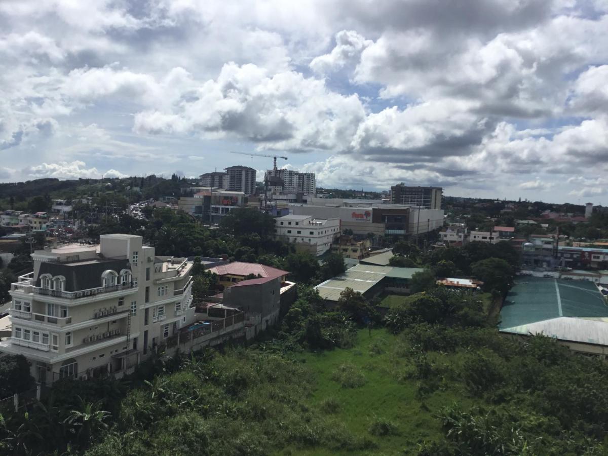 Condo With Free Swimming Pool & Viewing Deck Tagaytay City Eksteriør bilde